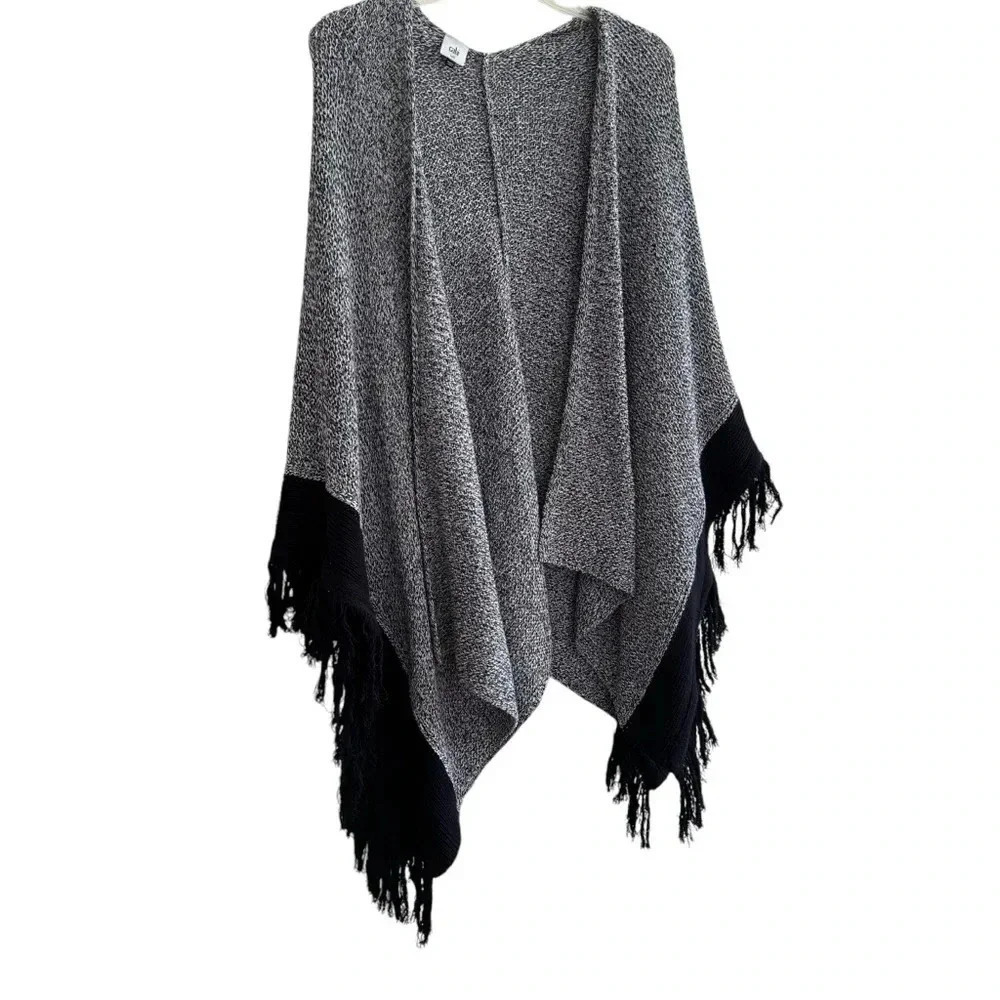 CAbi Style# 3361 Pepper Cape Poncho Shawl Sweater With Fringe Black White - Picture 4 of 11